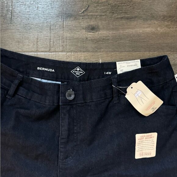 NEW WITH TAGS WOMENS SHORTS SIZE 14W - Picture 2 of 3